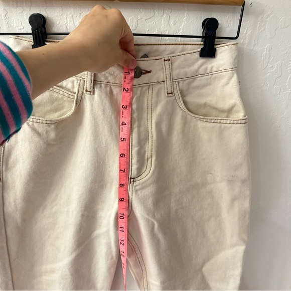 Reclaimed Vintage Ecru Cream Brown Stitching 90s Tapered Mom Fit Jeans 4 - Picture 4 of 13